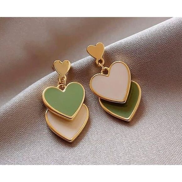 NWT Green Milky White Two-Toned Double Heart Boho Dangle Earrings - Picture 3 of 10
